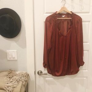 Sweet Grey soft rust / burnt orange tie top